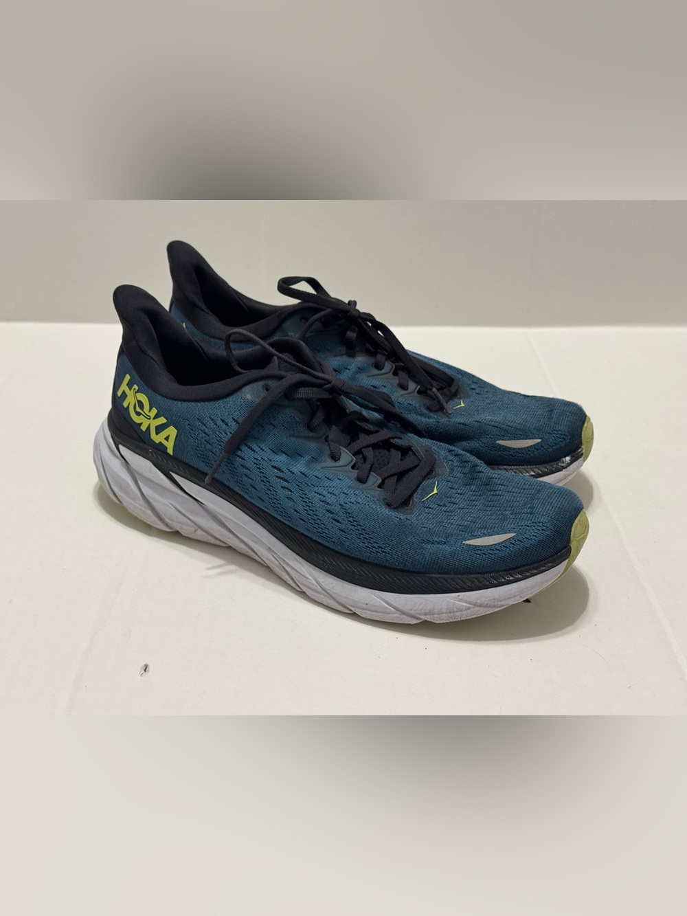 Hoka One One Clifton 8 Running Shoes Blue Coral Butterfly Men's Size 10.5